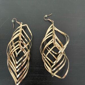 Elegant Gold Spiral Earrings